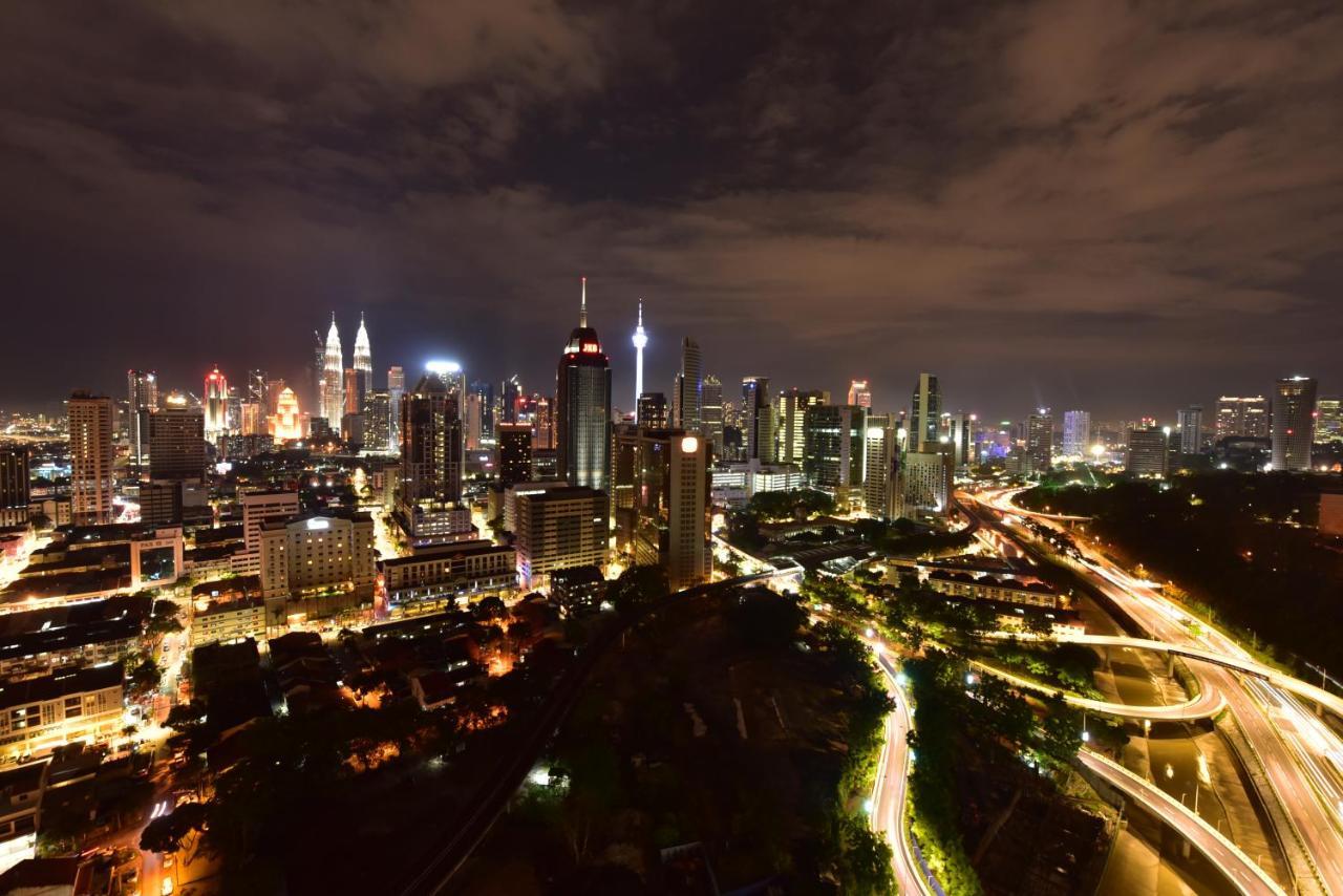 Hotel Tuxedo Kl No.1 Rooftop Pool W Skyscraper Views Kuala Lumpur Exterior foto
